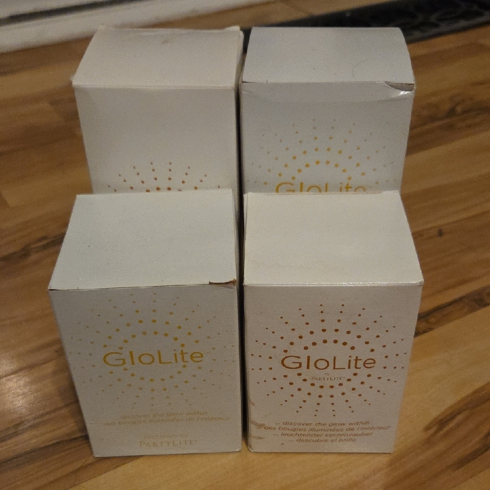 PartyLite Ivory Unscented Glolite Pillar Candles (Set of 4) - Picture 3 of 6